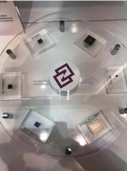 1541664219105836.png 3.png