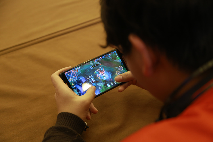 熱血青春，永無止“競”—電子競技動漫游戲