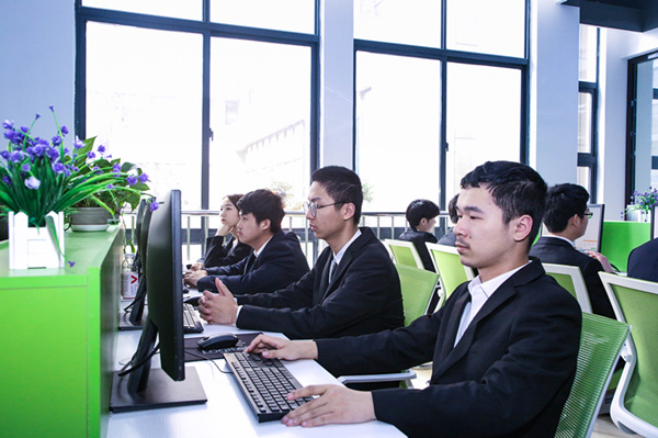 熱烈祝賀南京新華“青春風采,夢想起航” VR智能家居施工方案大賽成功舉辦 熱烈祝賀南京新華“青春風采,夢想起航” VR智能家居施工方案大賽成功舉辦