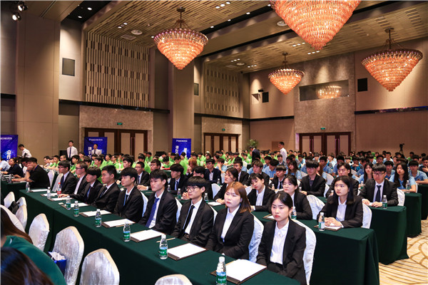 江蘇省第二屆互聯(lián)網人才培養(yǎng)高峰論壇 暨產教融合合作簽約儀式盛大開幕！