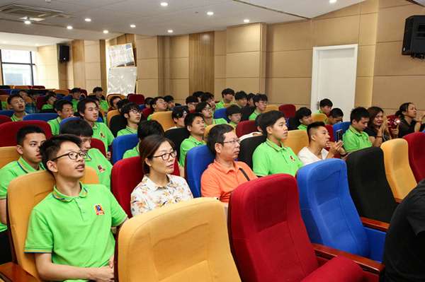 “家校同心,攜手共進”2019年上半年階段結課答辯分享會圓滿結束 “家校同心,攜手共進”2019年上半年階段結課答辯分享會圓滿結束