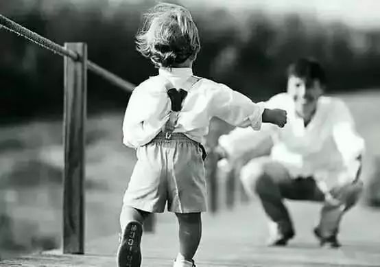 這個父親節,要大聲說出你的愛哦! 這個父親節,要大聲說出你的愛哦!