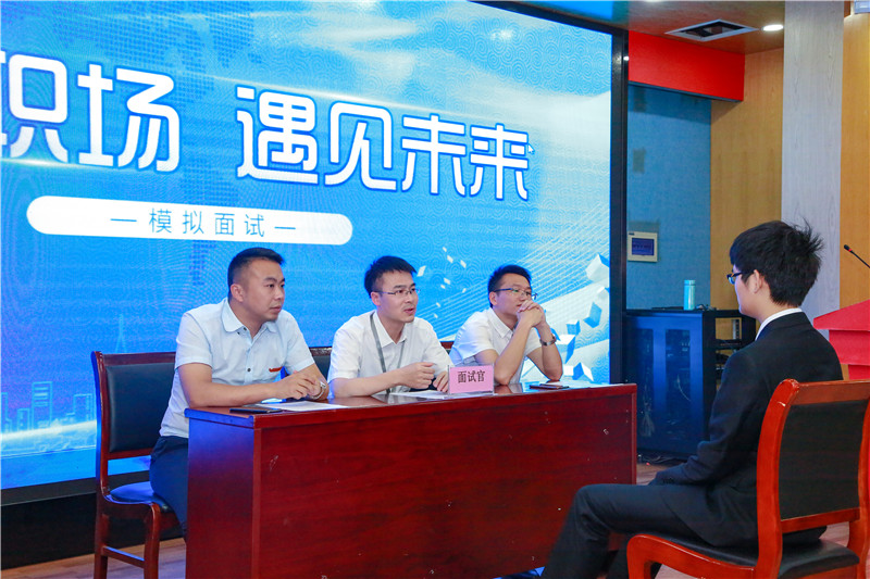 創(chuàng)就業(yè)宣傳周活動(dòng)集錦丨畢業(yè)即就業(yè),我們不是說(shuō)說(shuō)而已哦! 創(chuàng)就業(yè)宣傳周活動(dòng)集錦丨畢業(yè)即就業(yè),我們不是說(shuō)說(shuō)而已哦!