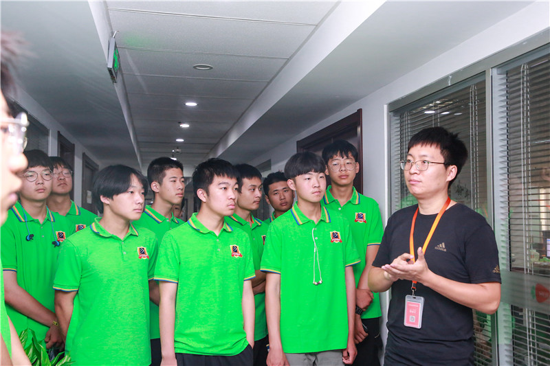 創(chuàng)就業(yè)宣傳周活動(dòng)集錦丨畢業(yè)即就業(yè),我們不是說(shuō)說(shuō)而已哦! 創(chuàng)就業(yè)宣傳周活動(dòng)集錦丨畢業(yè)即就業(yè),我們不是說(shuō)說(shuō)而已哦!