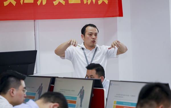 “新華·創(chuàng)新杯”項(xiàng)目化教學(xué)創(chuàng)新大賽,為“技能+實(shí)踐”教學(xué)助力! “新華·創(chuàng)新杯”項(xiàng)目化教學(xué)創(chuàng)新大賽,為“技能+實(shí)踐”教學(xué)助力!