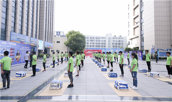 疊軍被大比拼 疊軍被大比拼