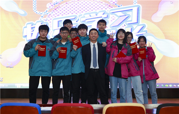 2019秋季新生階段課程結課答辯分享會圓滿落幕！