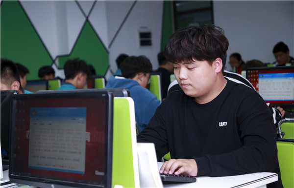 熱烈祝賀“輕舞飛揚(yáng),彈指如風(fēng)”計(jì)算機(jī)基本功大賽成功舉行! 熱烈祝賀“輕舞飛揚(yáng),彈指如風(fēng)”計(jì)算機(jī)基本功大賽成功舉行!