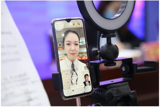 【媒體關注】新華電腦啟動線上招聘模式助力畢業生就業有絕招