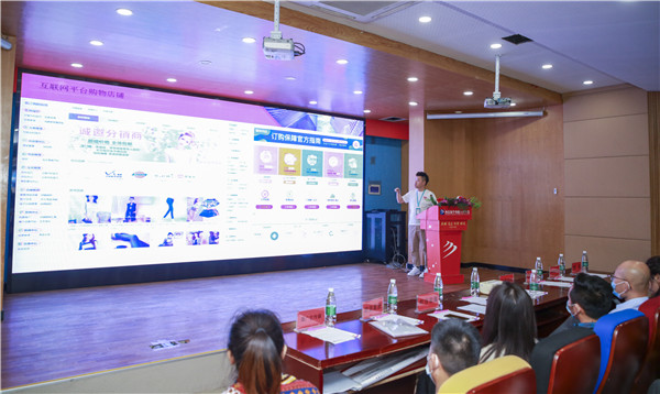 就業(yè)保障丨千企萬(wàn)崗進(jìn)校園，助力學(xué)子精準(zhǔn)就業(yè)！