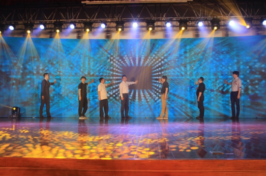 輝煌32年|新華互聯網科技歷次新<a href=http://njxh.cn target=_blank class=infotextkey>專業</a>發布會精彩回顧