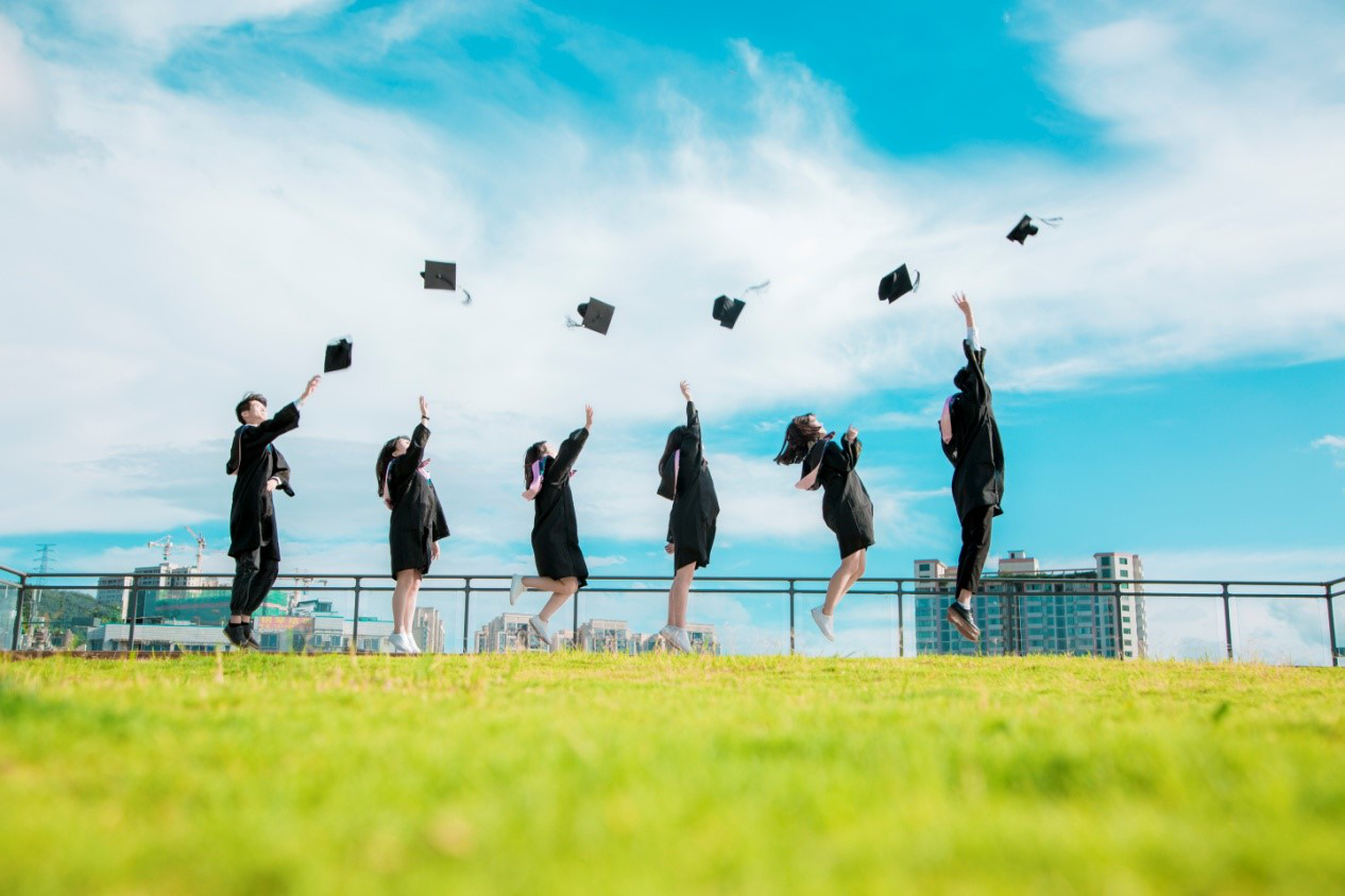 肩負職教強國重任，新華電腦學校升級“五項能力”培養互聯網高技能人才！