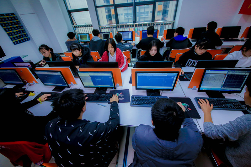 學全媒體運營<a href=http://njxh.cn target=_blank class=infotextkey>專業</a>，為什么要來南京新華？