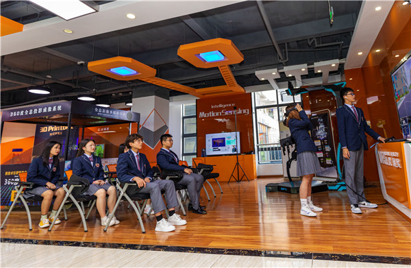 南京新華五一試學體驗周火爆開啟！