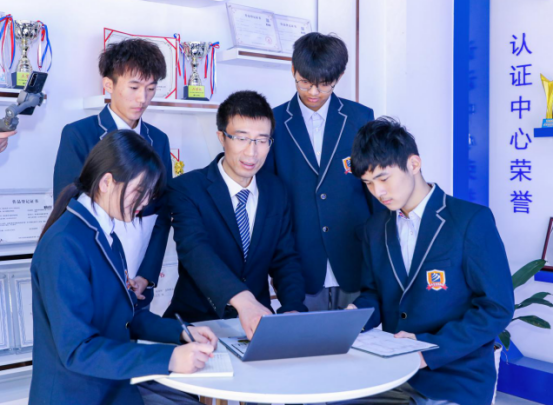 為熱愛而選擇，為選擇而執著