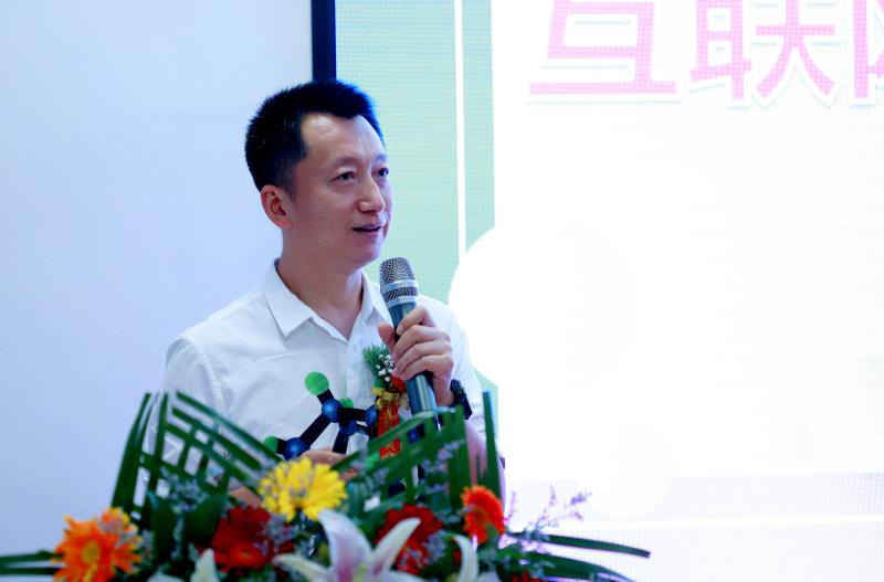 傳遞向上力量!新華電腦學(xué)校《老師來(lái)了》7月繼續(xù)開講! 傳遞向上力量!新華電腦學(xué)校《老師來(lái)了》7月繼續(xù)開講!