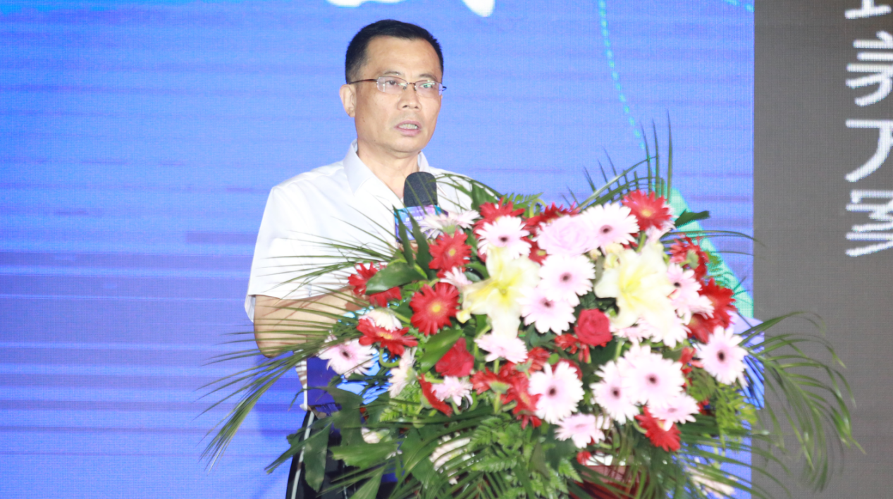 匠心引領 技行天下 匠心引領 技行天下