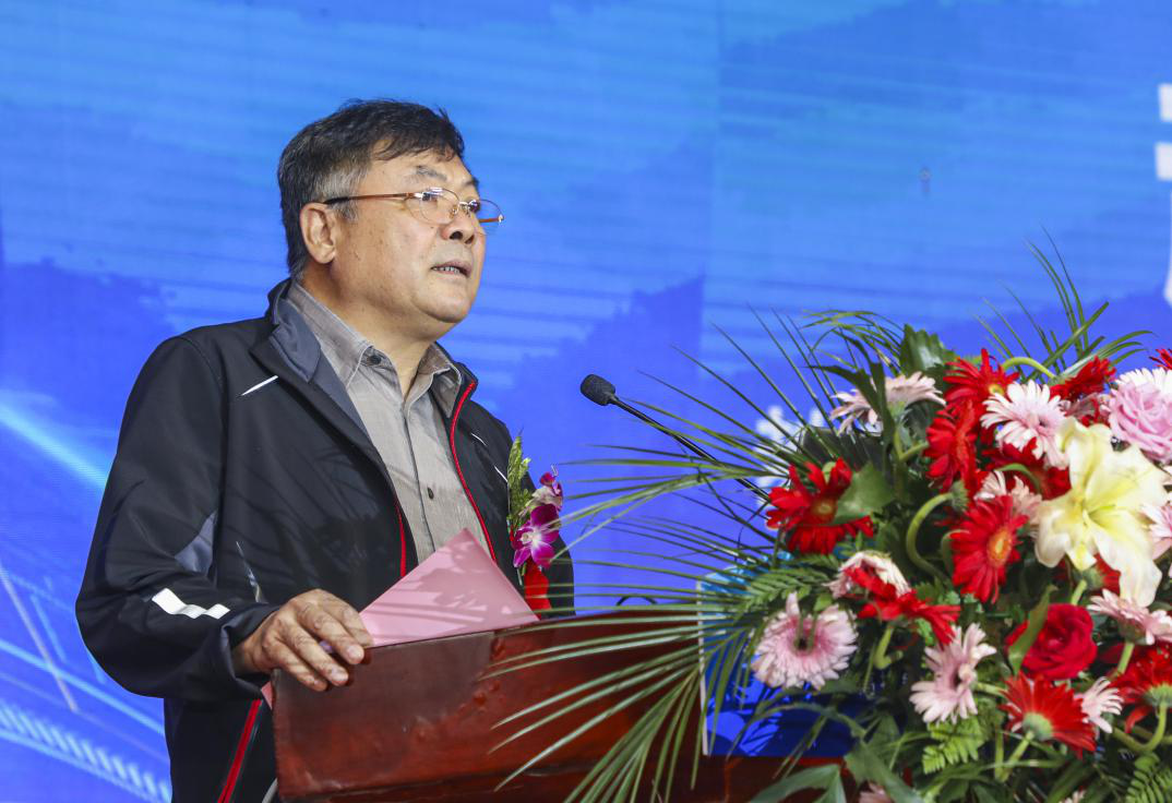 匠心引領 技行天下 匠心引領 技行天下