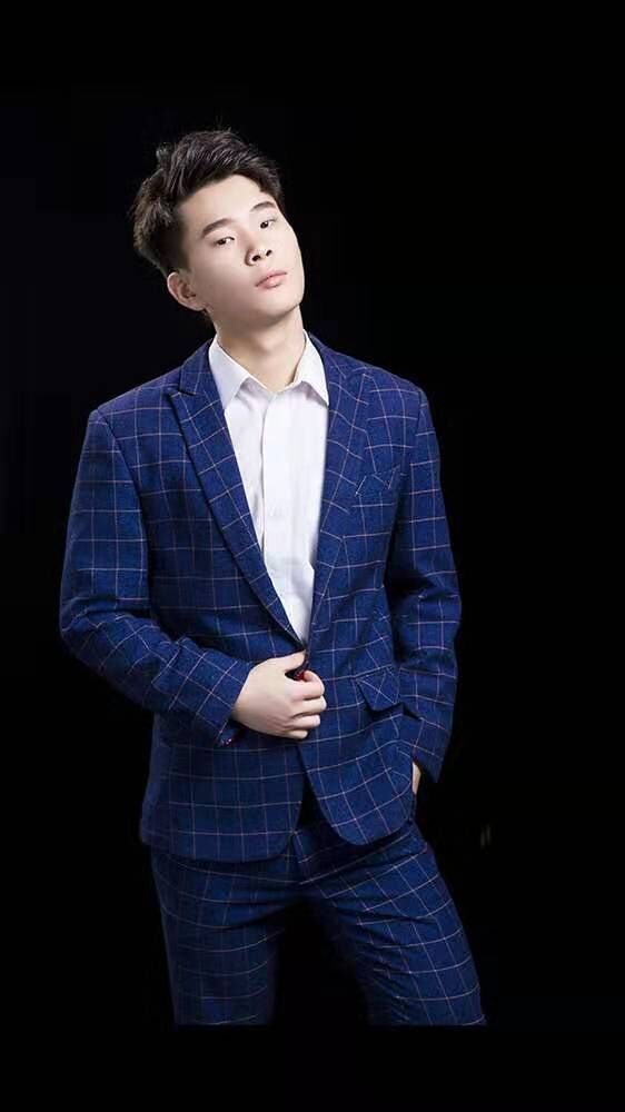 向家鄉捐贈20萬!此刻他竟然有些手抖… 向家鄉捐贈20萬!此刻他竟然有些手抖…