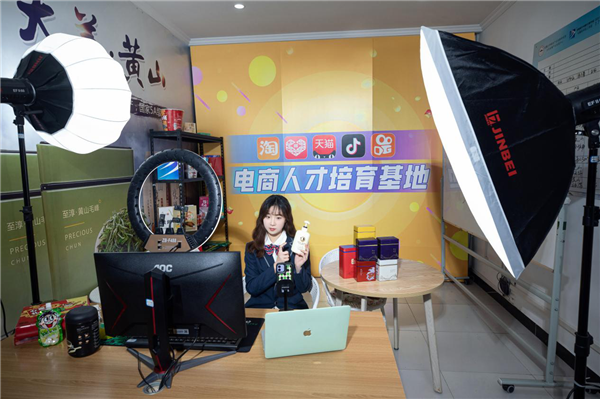 暴露年齡!這些新華老廣告詞里,有你的童年回憶! 暴露年齡!這些新華老廣告詞里,有你的童年回憶!