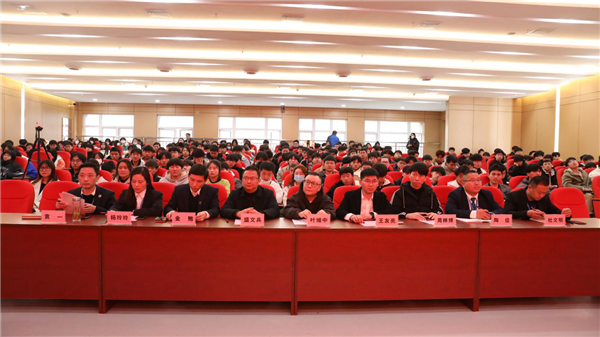 親授頂尖技能，世界技能大賽首席專家葉維中走進新華！