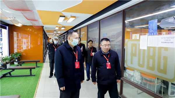 2022年江蘇省廣告行業設計制作職業技能競賽暨全省“紫金獎”公益傳播設計大賽在南京新華隆重舉行！