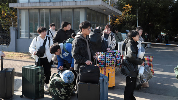 我校2021級學子實習返校工作順利完成 我校2021級學子實習返校工作順利完成