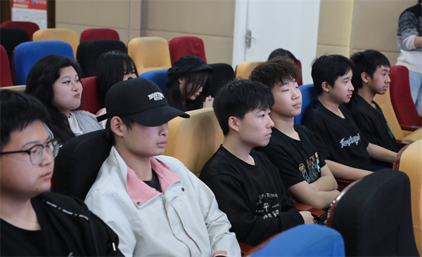 南京新華VR智能建筑裝飾<a href=http://njxh.cn target=_blank class=infotextkey>專業</a>CAD結課答辯圓滿結束