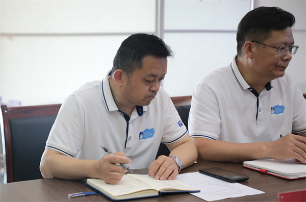 南京新華電腦專修學校隆重舉行江寧區2024年第一輪南京市級退役軍人工業機器人特色培訓班開班儀式 南京新華電腦專修學校隆重舉行江寧區2024年第一輪南京市級退役軍人工業機器人特色培訓班開班儀式