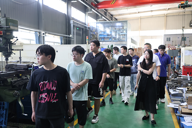 1750751200139978.jpg IMG_6044.jpg