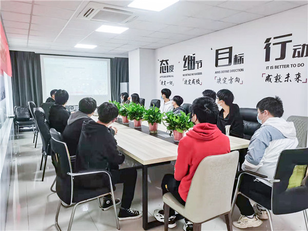 企業招聘進校園，助力學生高質量就業