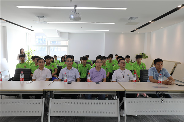 企業大咖講座|雛鷹展翅，智領未來