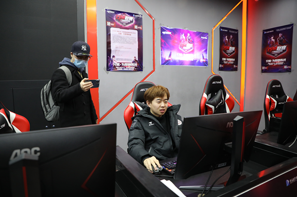 好專業，“星”推薦，小霍少帶你體驗新華電競新媒體專業